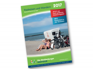 Cover Katalog "Radreisen und Wandern 2017" der Mecklenburger Radtour GmbH